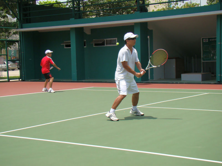 Ảnh giải OS Tennis Cup giữa các chi hội lần 1 - 15/8/2010!