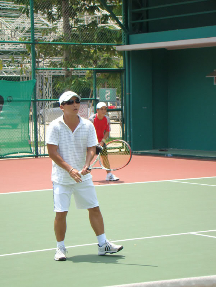 Ảnh giải OS Tennis Cup giữa các chi hội lần 1 - 15/8/2010!