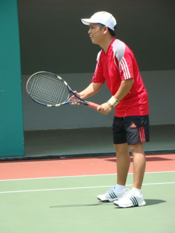 Ảnh giải OS Tennis Cup giữa các chi hội lần 1 - 15/8/2010!