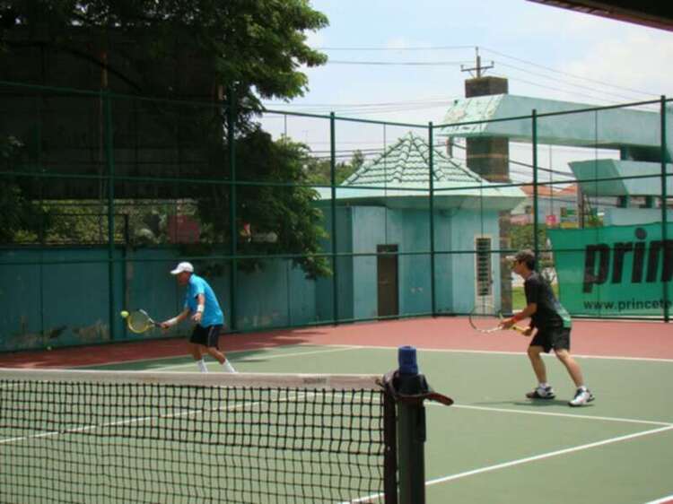 Ảnh giải OS Tennis Cup giữa các chi hội lần 1 - 15/8/2010!