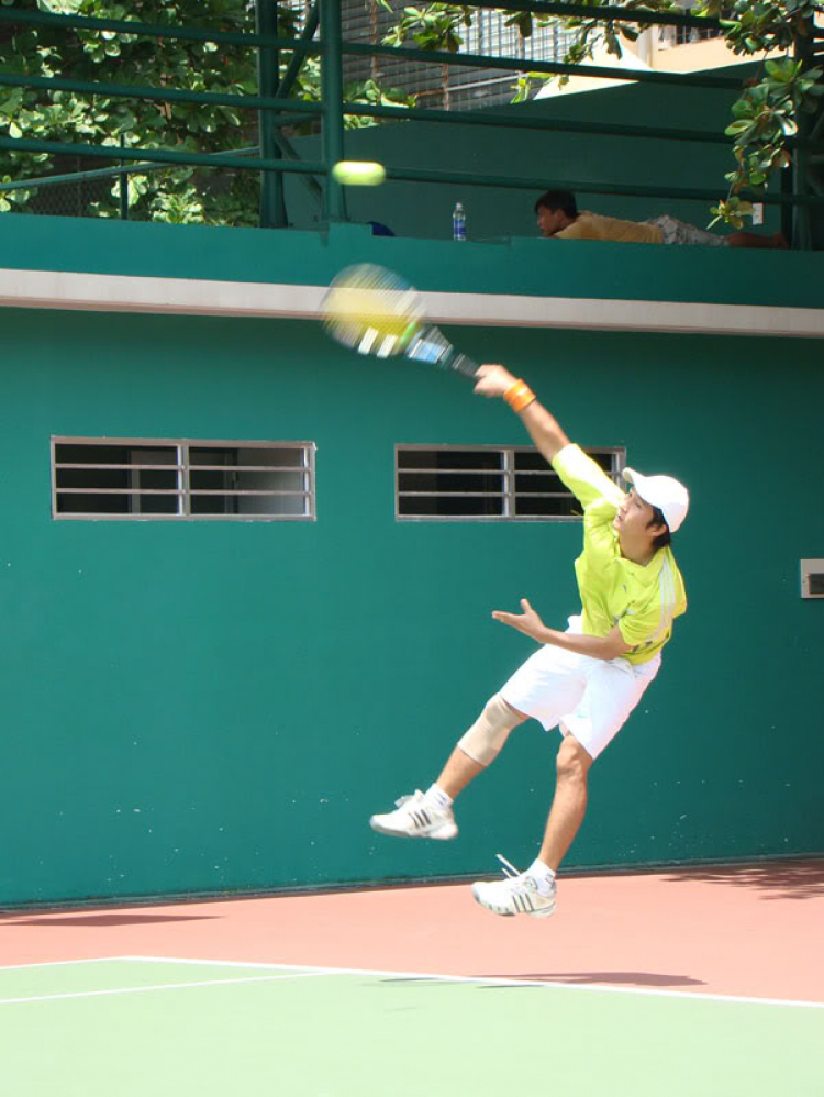 Ảnh giải OS Tennis Cup giữa các chi hội lần 1 - 15/8/2010!