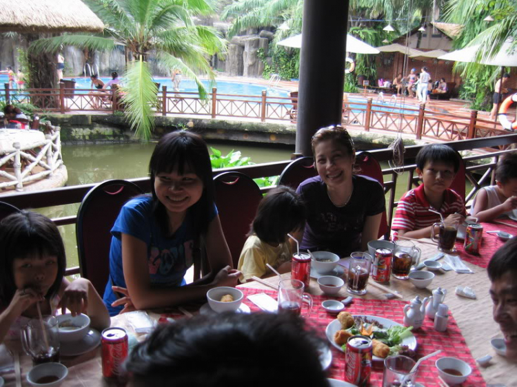 Mini Offline trước Trung thu 2010 (hình ảnh ở trang 18, 19) Mini Offline trước Trung thu 2010 (hình ảnh ở trang 18, 19)