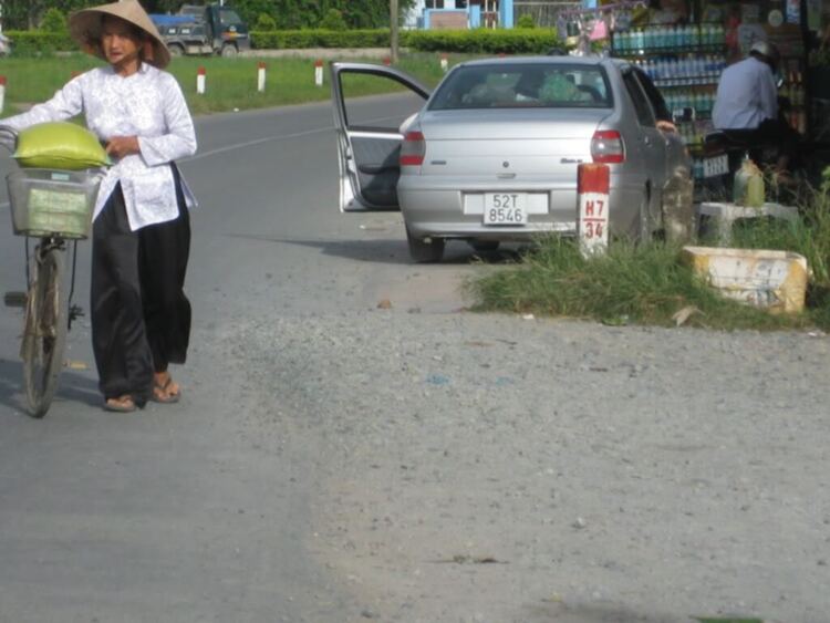 BÁC TÀI OS. CÓ AI ĐẬU XE KIỂU NÀY!