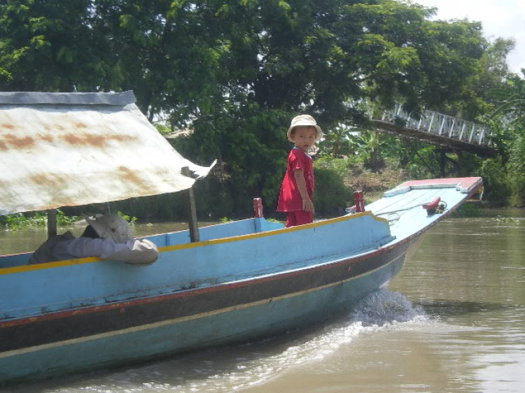 Con của chúng ta xinh quá