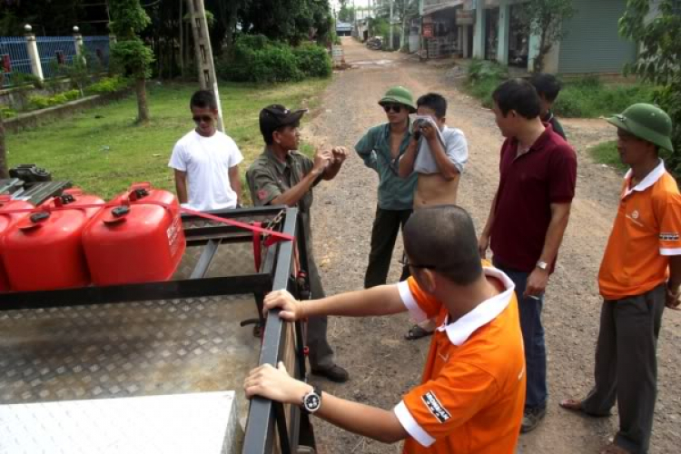 Ảnh đoàn Off-Road trải nghiệm bãi tập tăng căn cứ Nước Trong ..