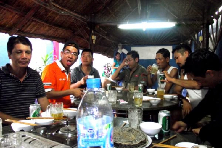Ảnh đoàn Off-Road trải nghiệm bãi tập tăng căn cứ Nước Trong .. Ảnh đoàn Off-Road trải nghiệm bãi tập tăng căn cứ Nước Trong ..