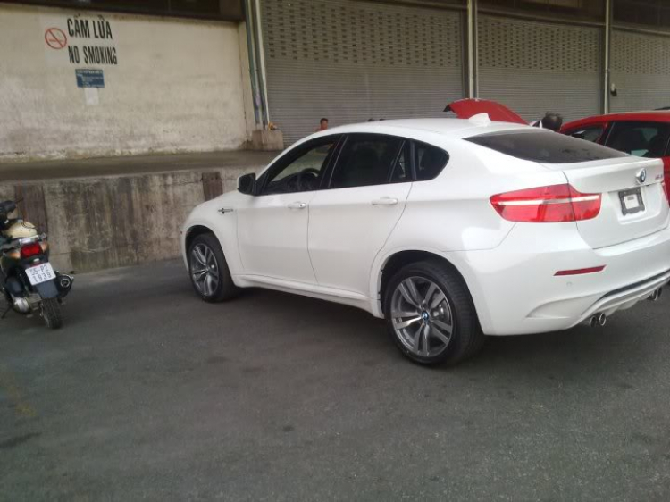 bmw x6m in sai gon .........................