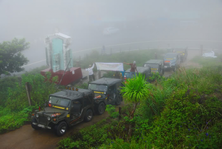 Jeep Bros - Nhật Ký Hành Trình Xuyên Việt - Mùa Thu 2010