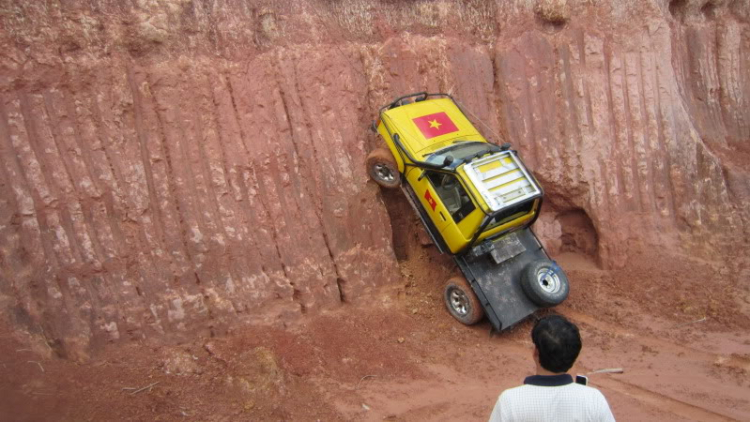 Ảnh đoàn Off-Road trải nghiệm bãi tập tăng căn cứ Nước Trong ..