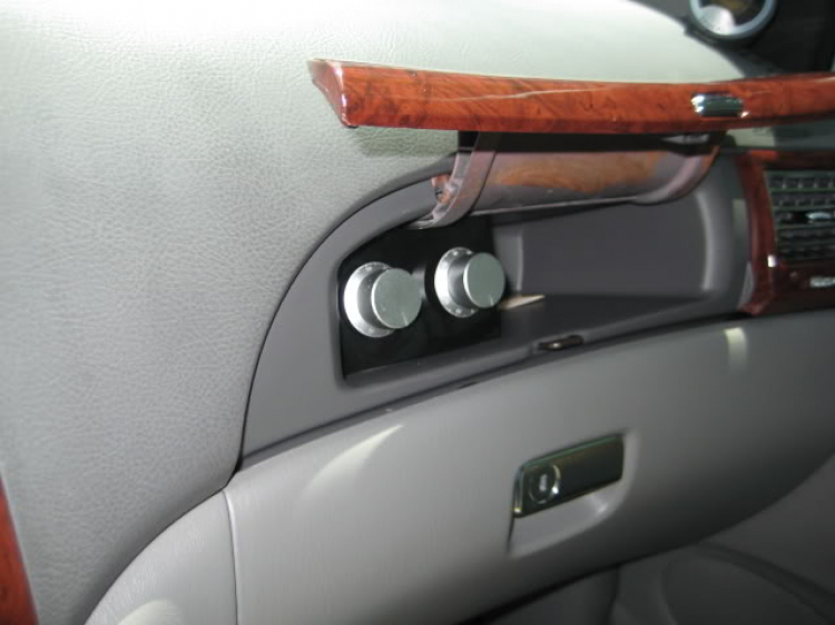 Tự hào là chiếc TOYOTA SIENNA LE duy nhất VN lắp và độ nhiều đồ chơi ! Tự hào là chiếc TOYOTA SIENNA LE duy nhất VN lắp và độ nhiều đồ chơi !