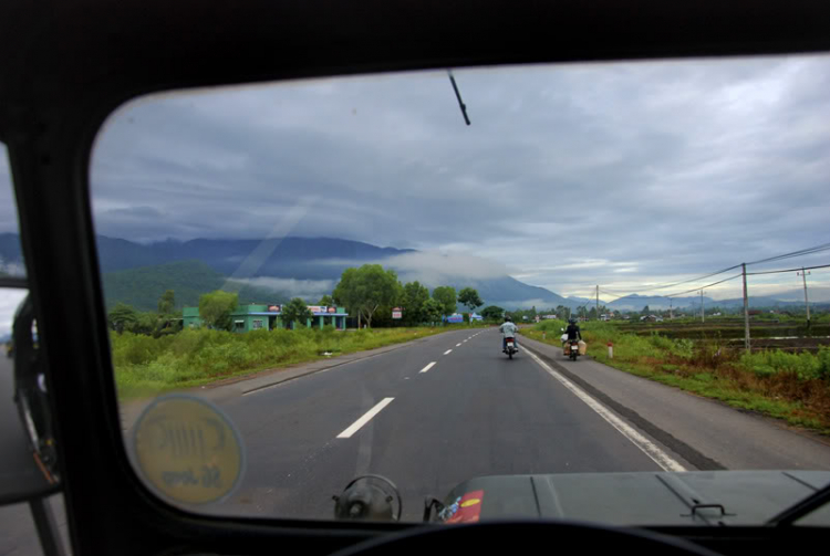 Jeep Bros - Nhật Ký Hành Trình Xuyên Việt - Mùa Thu 2010