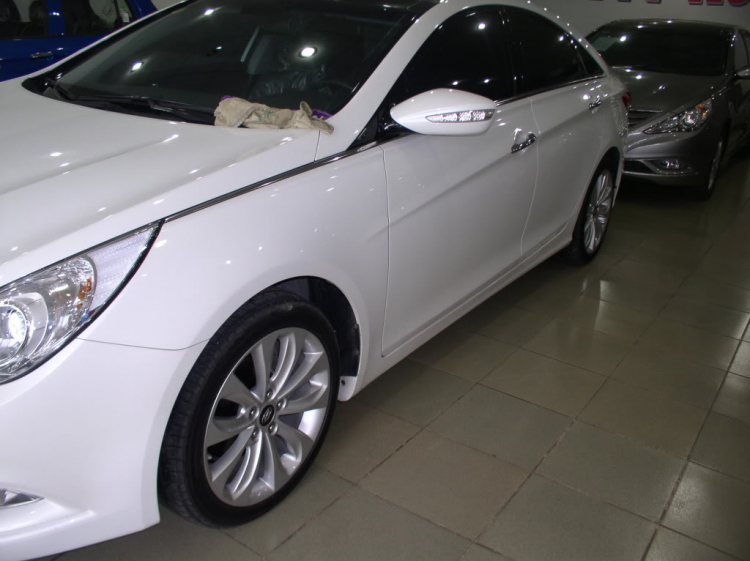 Hyundai Sonata 2010 : sedan đáng đồng tiền của gia đình người Việt!