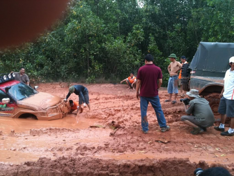 Ảnh đoàn Off-Road trải nghiệm bãi tập tăng căn cứ Nước Trong .. Ảnh đoàn Off-Road trải nghiệm bãi tập tăng căn cứ Nước Trong ..