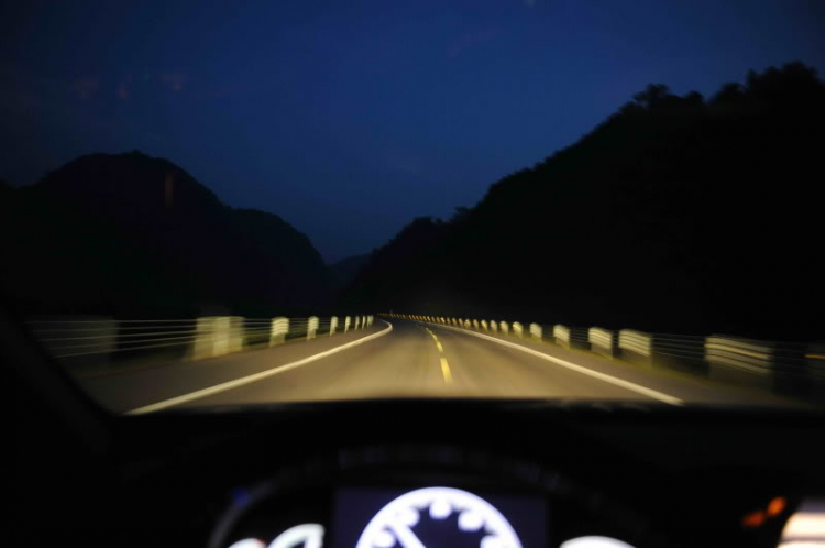 Hành trình Xuyên Việt và vượt qua tâm lũ Quảng Bình cùng GLK và CL 55 AMG! Hành trình Xuyên Việt và vượt qua tâm lũ Quảng Bình cùng GLK và CL 55 AMG!