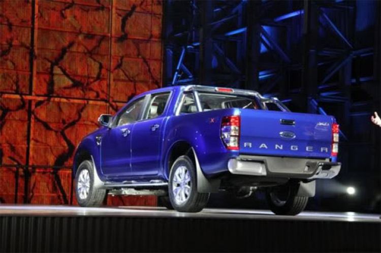 E hỏi thăm khi nào Ford Ranger phiên bản mới nhất về bán tại VN, SG ???