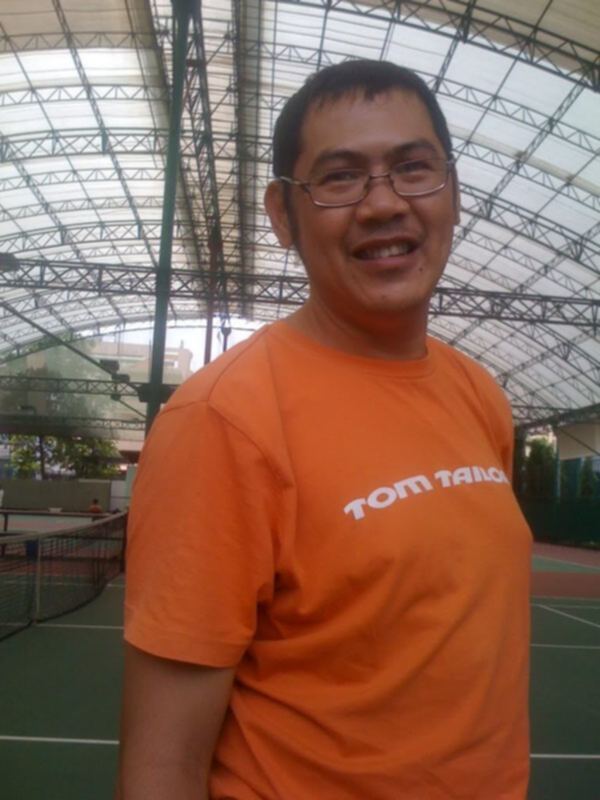 FFC ơi, hãy xích lại gần nhau hơn- TENNIS 02/7/2011-SÂN KỲ HOÀ 2. FFC ơi, hãy xích lại gần nhau hơn- TENNIS 02/7/2011-SÂN KỲ HOÀ 2.