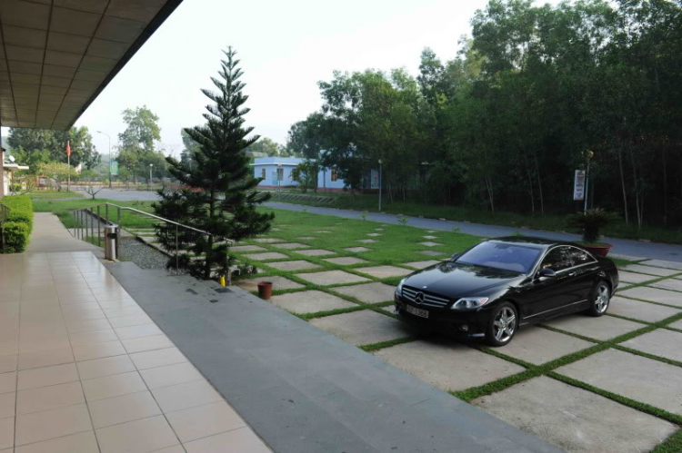Hành trình Xuyên Việt và vượt qua tâm lũ Quảng Bình cùng GLK và CL 55 AMG! Hành trình Xuyên Việt và vượt qua tâm lũ Quảng Bình cùng GLK và CL 55 AMG!