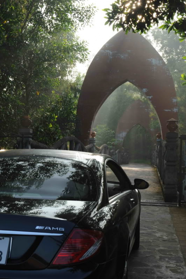 Hành trình Xuyên Việt và vượt qua tâm lũ Quảng Bình cùng GLK và CL 55 AMG! Hành trình Xuyên Việt và vượt qua tâm lũ Quảng Bình cùng GLK và CL 55 AMG!