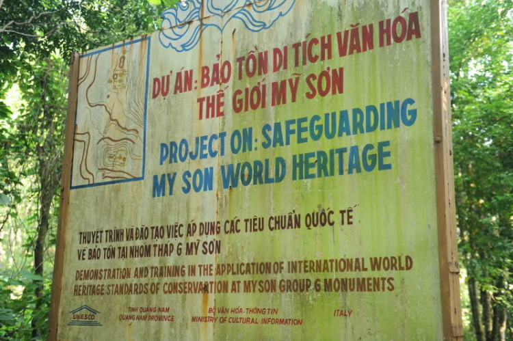 Hành trình Xuyên Việt và vượt qua tâm lũ Quảng Bình cùng GLK và CL 55 AMG! Hành trình Xuyên Việt và vượt qua tâm lũ Quảng Bình cùng GLK và CL 55 AMG!
