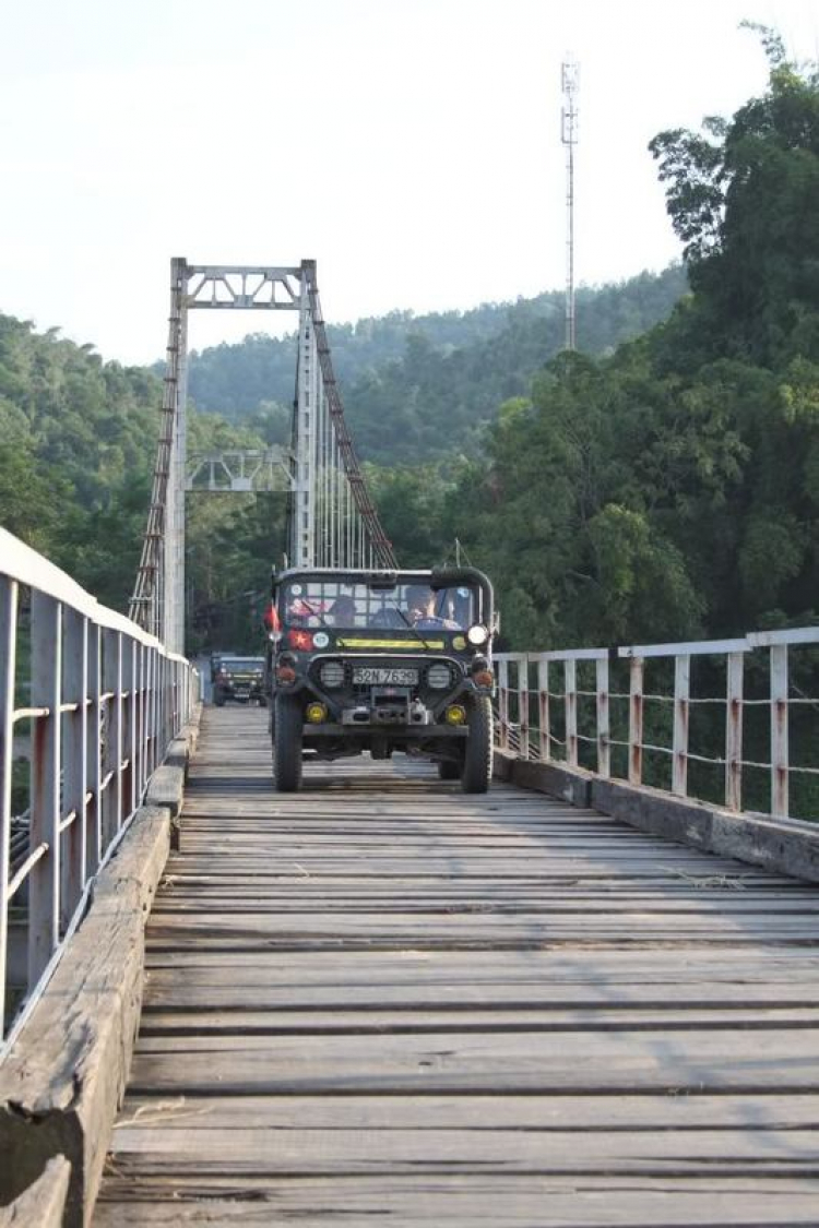 Xẻ dọc Trường Sơn . . . Xẻ dọc Trường Sơn . . .