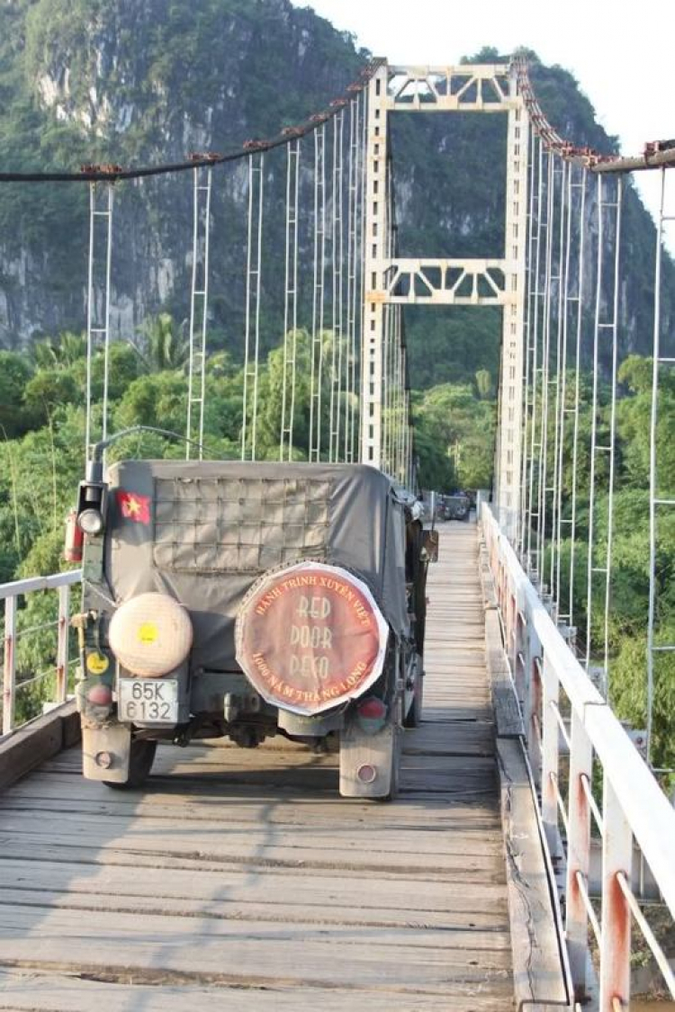 Xẻ dọc Trường Sơn . . . Xẻ dọc Trường Sơn . . .