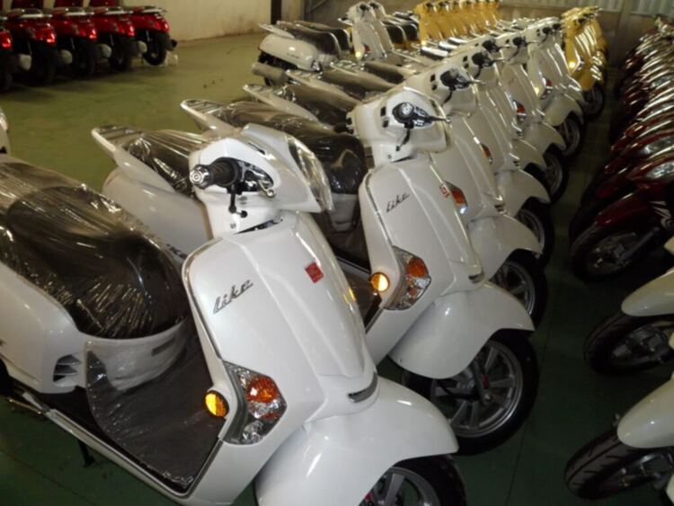 Kymco Like 125 + People 16Fi