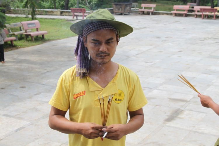 Xẻ dọc Trường Sơn . . . Xẻ dọc Trường Sơn . . .
