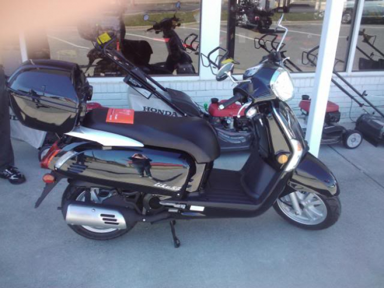 Kymco Like 125 + People 16Fi