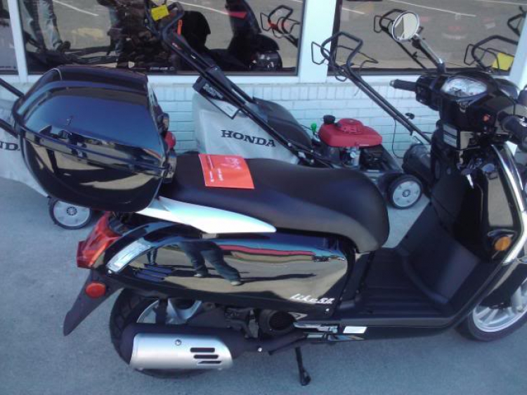 Kymco Like 125 + People 16Fi