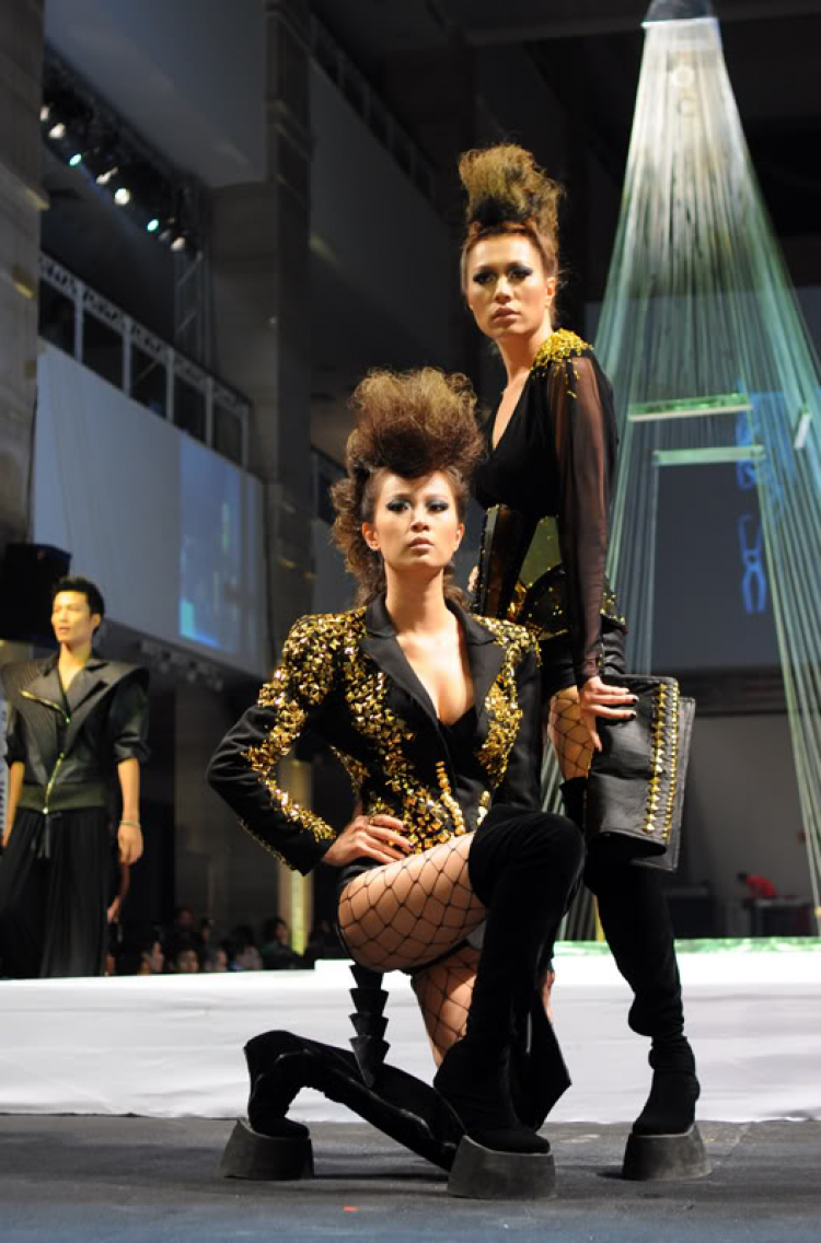 Đẹp Fashion Show 9 nóng ngay từ hậu trường