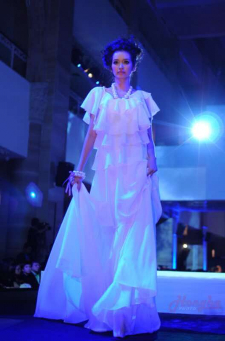 Đẹp Fashion Show 9 nóng ngay từ hậu trường