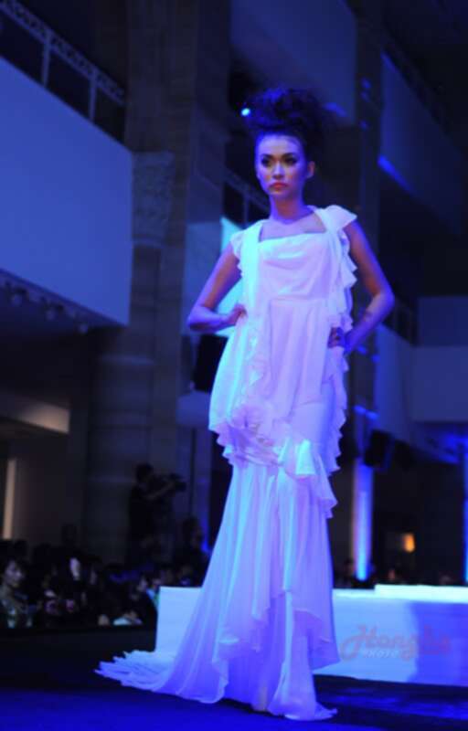 Đẹp Fashion Show 9 nóng ngay từ hậu trường