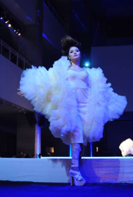 Đẹp Fashion Show 9 nóng ngay từ hậu trường