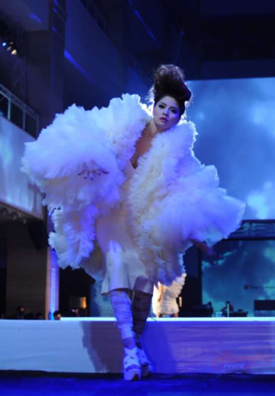 Đẹp Fashion Show 9 nóng ngay từ hậu trường