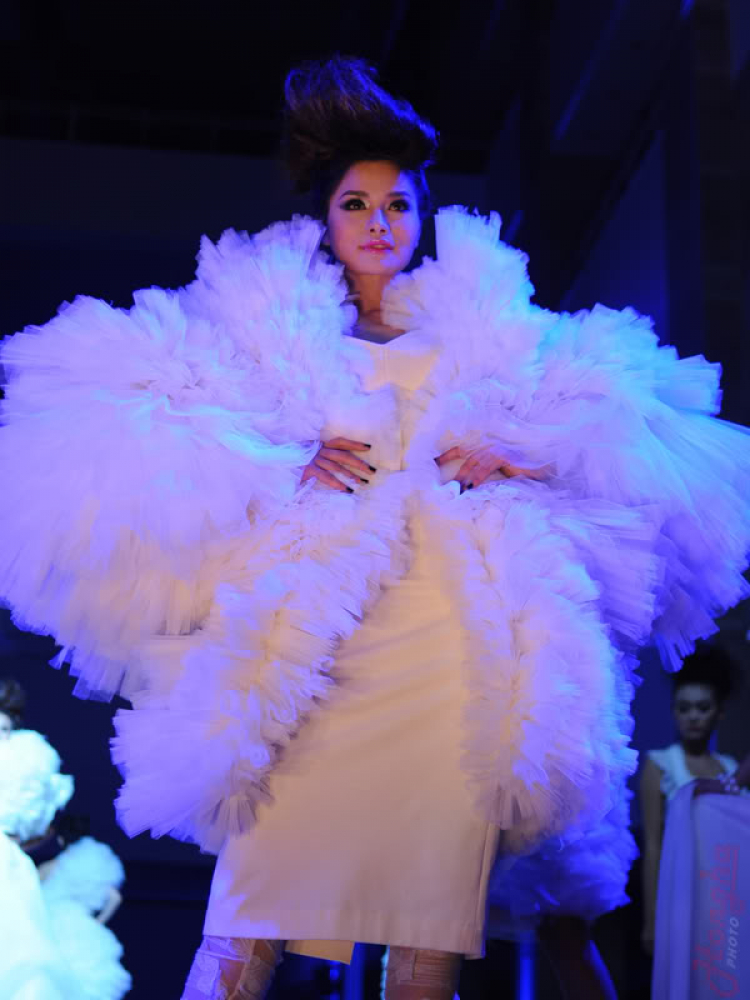 Đẹp Fashion Show 9 nóng ngay từ hậu trường