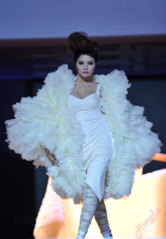 Đẹp Fashion Show 9 nóng ngay từ hậu trường