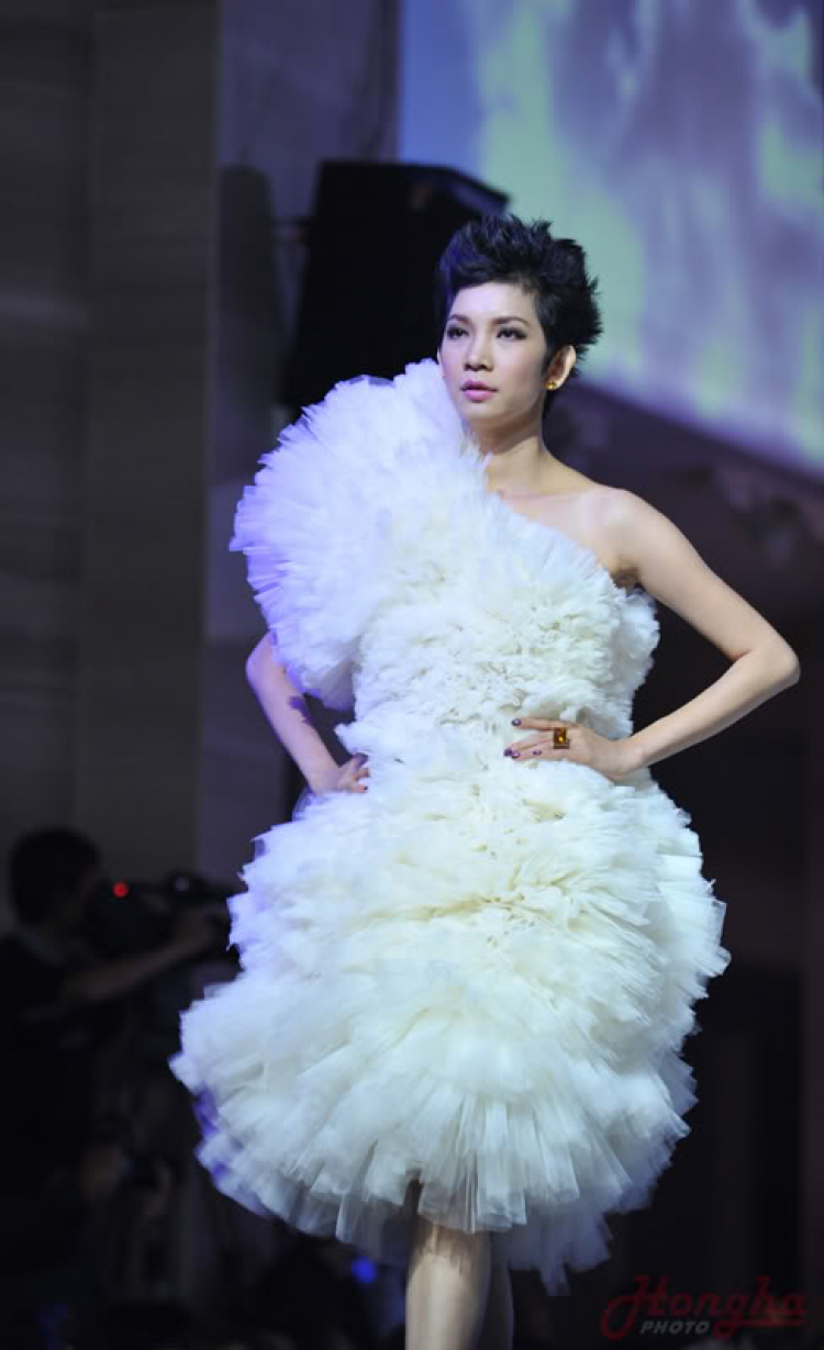 Đẹp Fashion Show 9 nóng ngay từ hậu trường