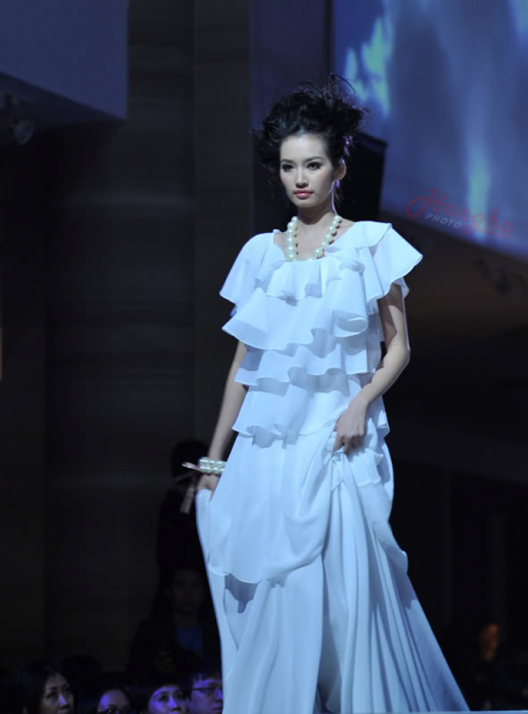 Đẹp Fashion Show 9 nóng ngay từ hậu trường