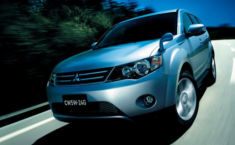 Các bác tư vấn giùm em Mitsubishi Outlander 2009