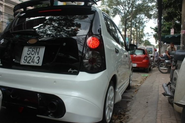 1 chiếc xe độ , độ đến nỗi em không còn nhận ra xe gì nữa :):):) 1 chiếc xe độ , độ đến nỗi em không còn nhận ra xe gì nữa :):):)