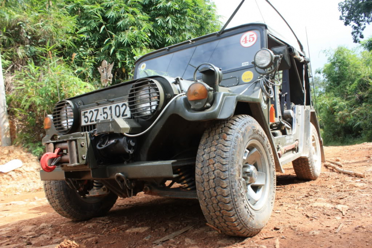 Offroad đỉnh cao tuyến Đạ tẻ - Bảo Lâm - Bảo Lộc - dốc 45 độ - Đà Lạt Offroad đỉnh cao tuyến Đạ tẻ - Bảo Lâm - Bảo Lộc - dốc 45 độ - Đà Lạt