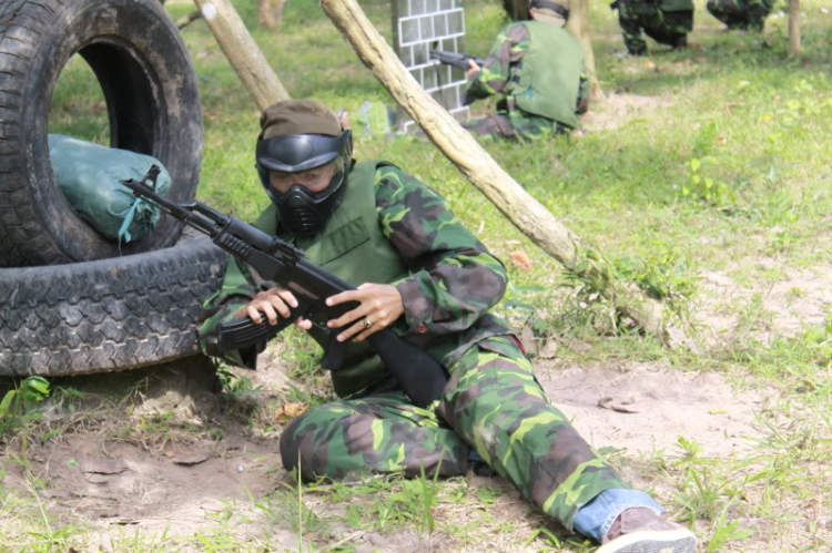 HFC: Đăng ký bắn súng paintball & thịt bò hèm Củ Chi - CN (28/11/10) HFC: Đăng ký bắn súng paintball & thịt bò hèm Củ Chi - CN (28/11/10)