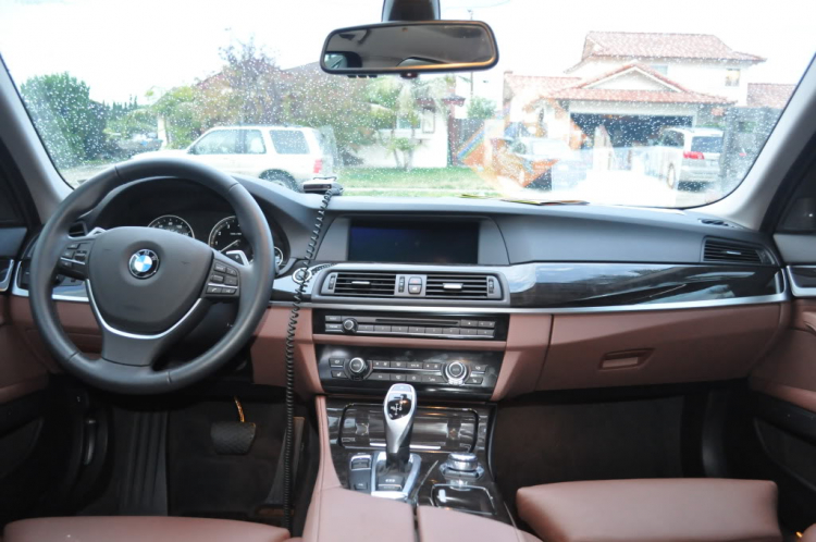 2011 BMW 535i và 2010 750 Li xdrive