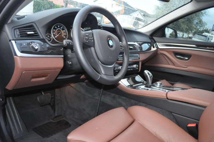 2011 BMW 535i và 2010 750 Li xdrive