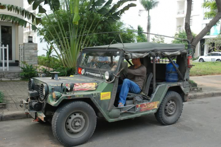 Vương Lâm giao lưu với CLB Jeep Sài Gon ( SJC )