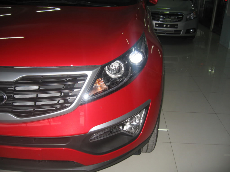 Các bác giúp em với, nên lấy Sportage hay K5? Các bác giúp em với, nên lấy Sportage hay K5?