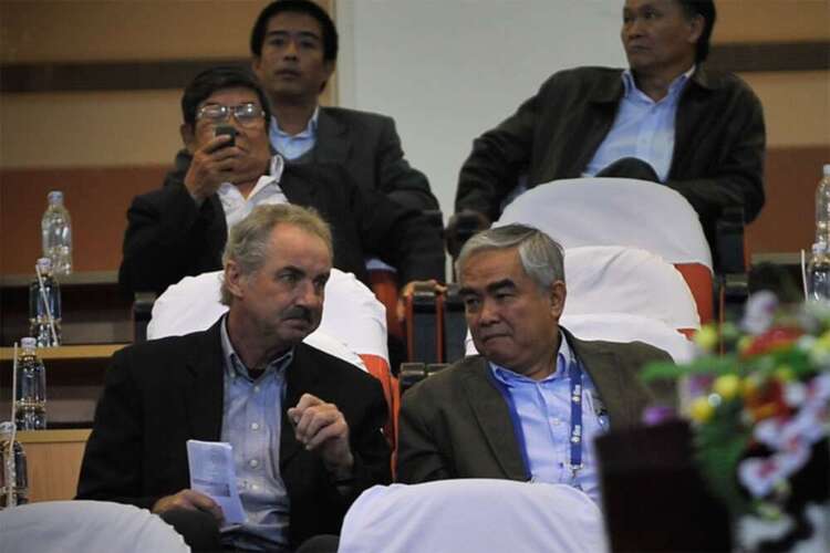 AFF Cup bác nào đi cổ vũ cùng? AFF Cup bác nào đi cổ vũ cùng?