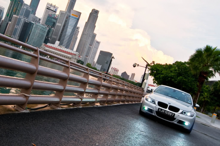 Bmw E90 độ tại Singapore.....