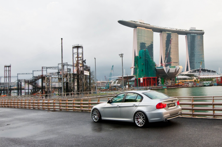 Bmw E90 độ tại Singapore.....