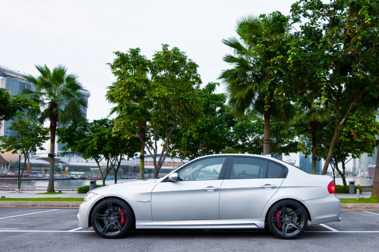 Bmw E90 độ tại Singapore.....